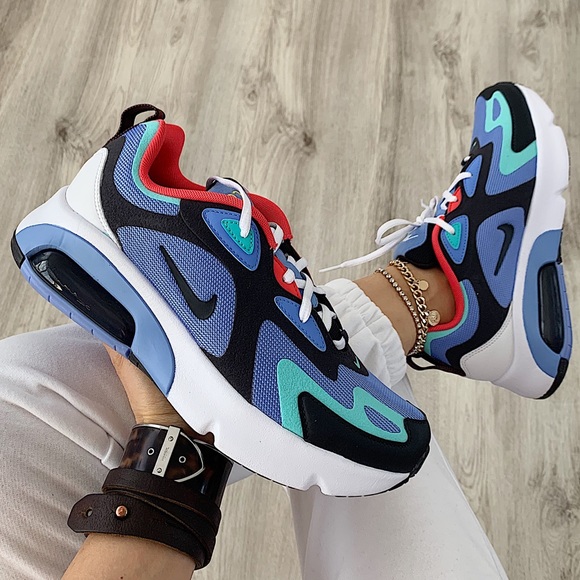 Nike Shoes - Nike air max 200 sneakers